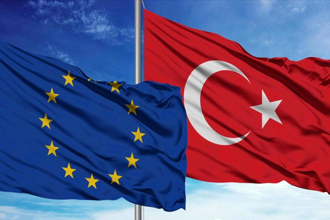 Türklerin Avrupa'ya iltica talebi katlanarak artıyor