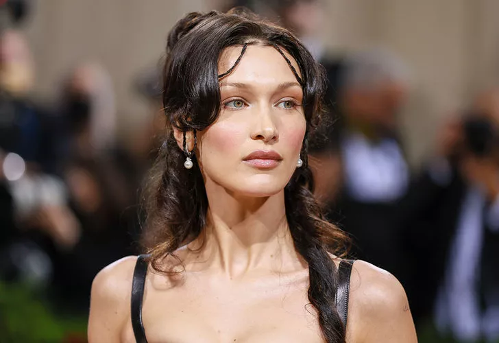 Bella Hadid'den yardım çağrısı