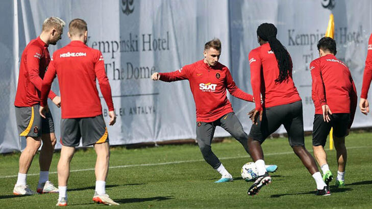 Galatasaray'da kamp çalışmaları sürüyor
