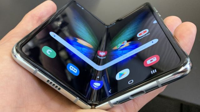 Artık o marka da katlanabilir telefon üretecek
