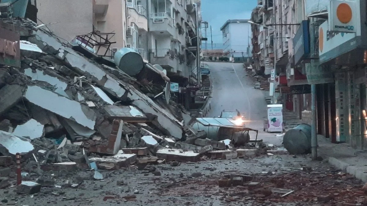 AFAD'ın  İstanbul için hazırladığı risk azaltma planı rafta kaldı