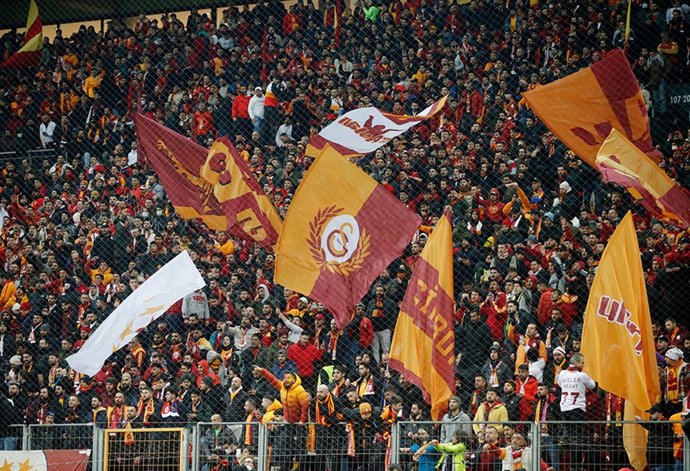 İstifa sloganlarına soruşturma!