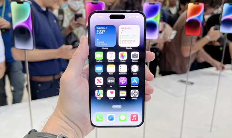 İphone tasarımını değiştiriyor. Yeni görüntü sızdı