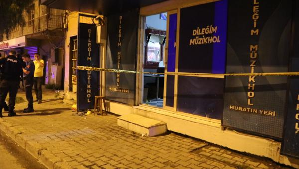 İzmir Bornova'da Bir Eğlence Kanlı Bitti