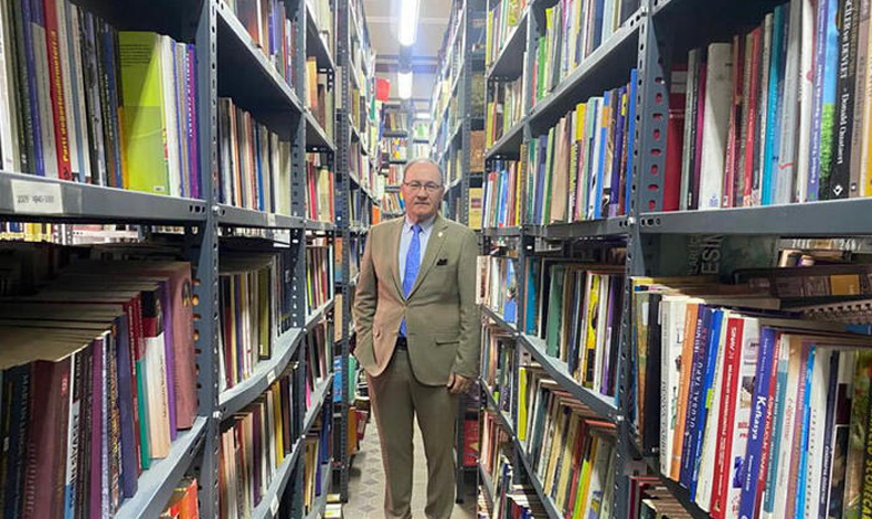 Asırlık milli kütüphane 1700 kitapla hizmette