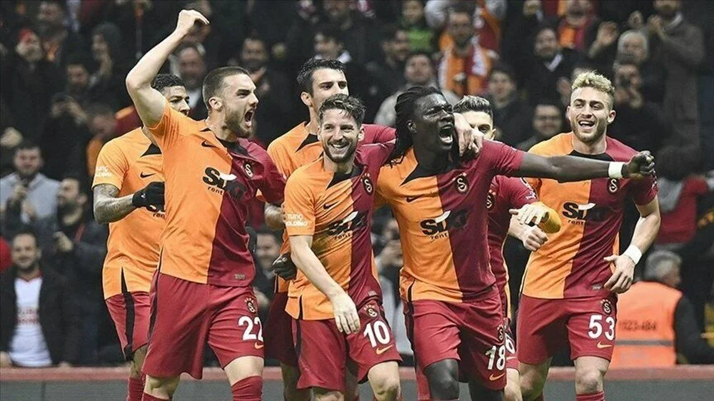 G.Saray bu akşam şampiyonluğunu ilan edebilir!