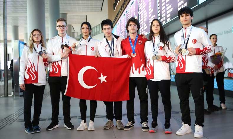 Serbest dalışta dünyayı salladık