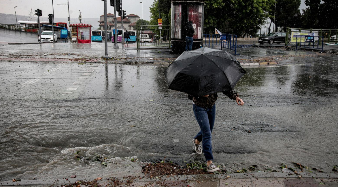Meteorolojiden şiddetli yağış uyarısı