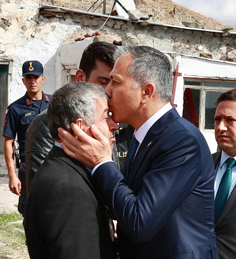 Cumhurbaşkanı Erdoğan, Şehidimiz Ermiş'in Babasıyla Konuştu!
