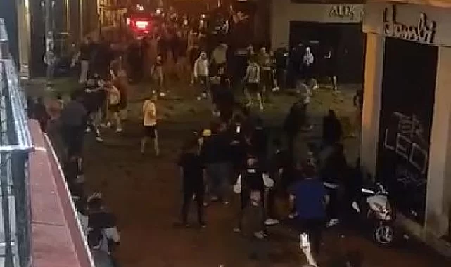 Bayern Münih taraftarları Taksim'i karıştırdı