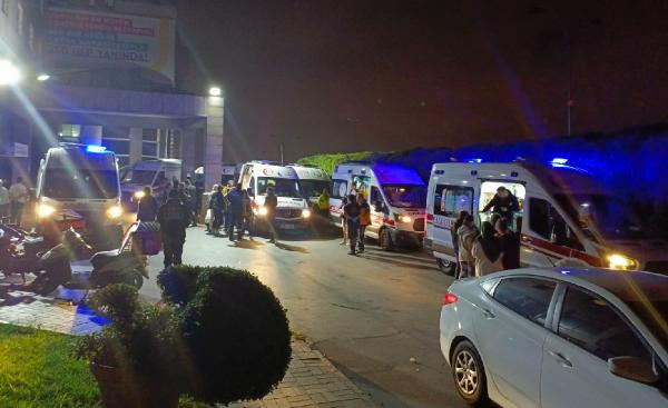 Yurtta kalan öğrenciler yedikleri yemekten zehirlendi