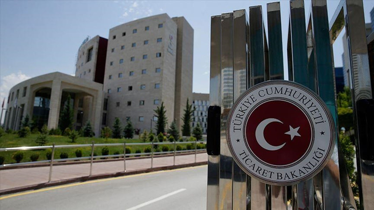 Sosyal medyada fenomenlerinin lüks hayatları mercek altında!