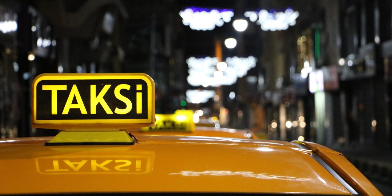 Taksiciler zam istiyor! İBB ‘den cevap geldi!