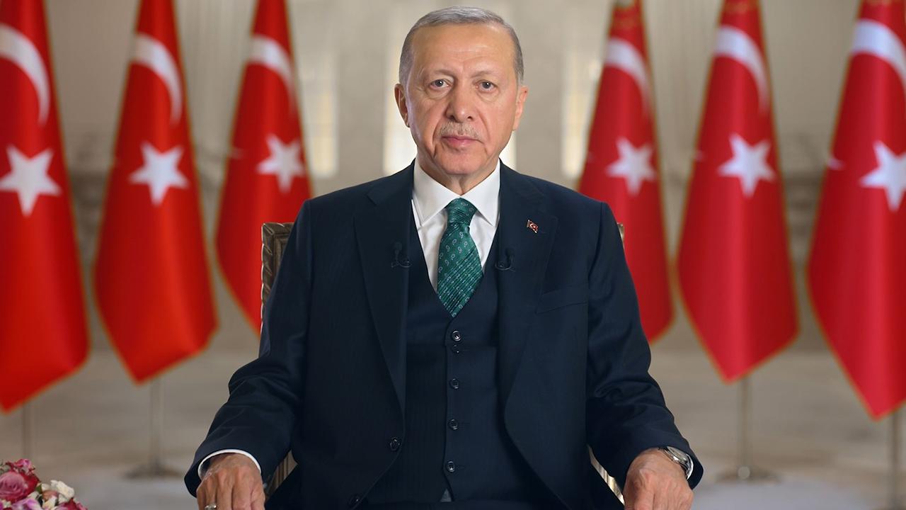 Erdoğan'dan Erzurum Kongresi mesajı!