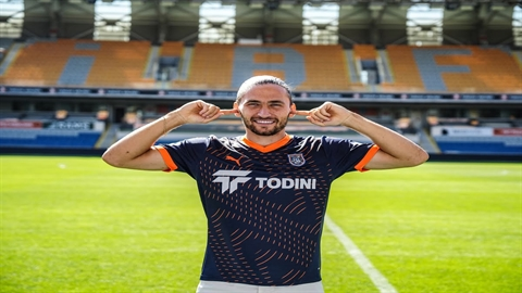 Fenerbahçe'den Başakşehir'e Transfer