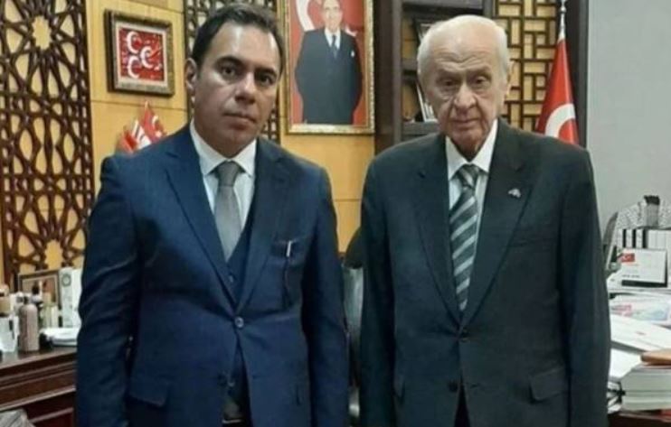 MHP’li Başkan'ın kardeşinin aracı kurşunlandı
