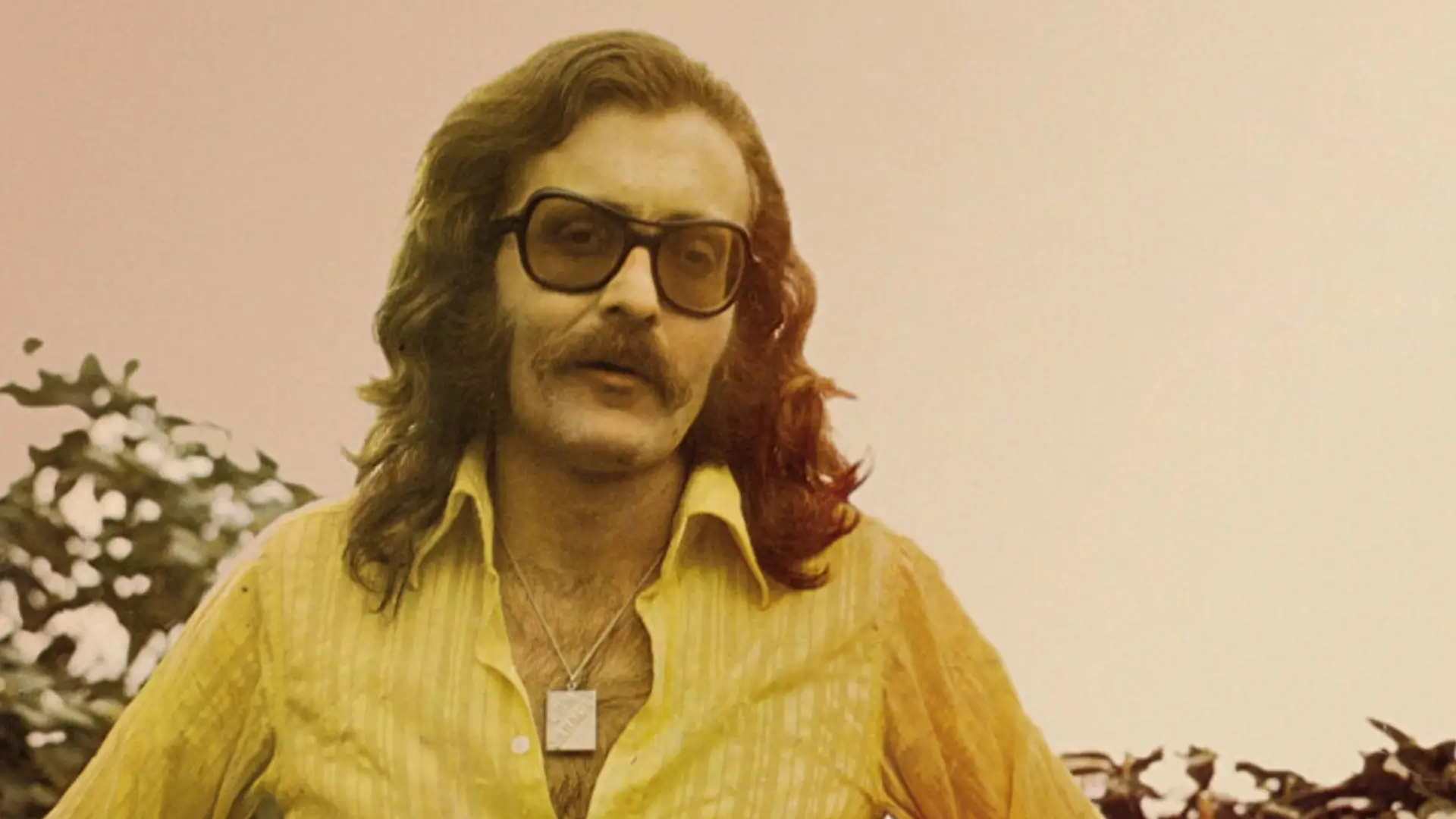 Cem Karaca: Bir İnsanın İki Vatanı Olamaz