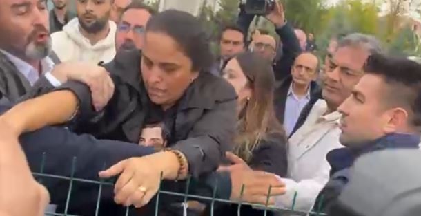 Anne Saniye Ateş gözyaşlarını tutamadı: "Oğlumu verdim kocamı verdim daha ne istiyorlar?"
