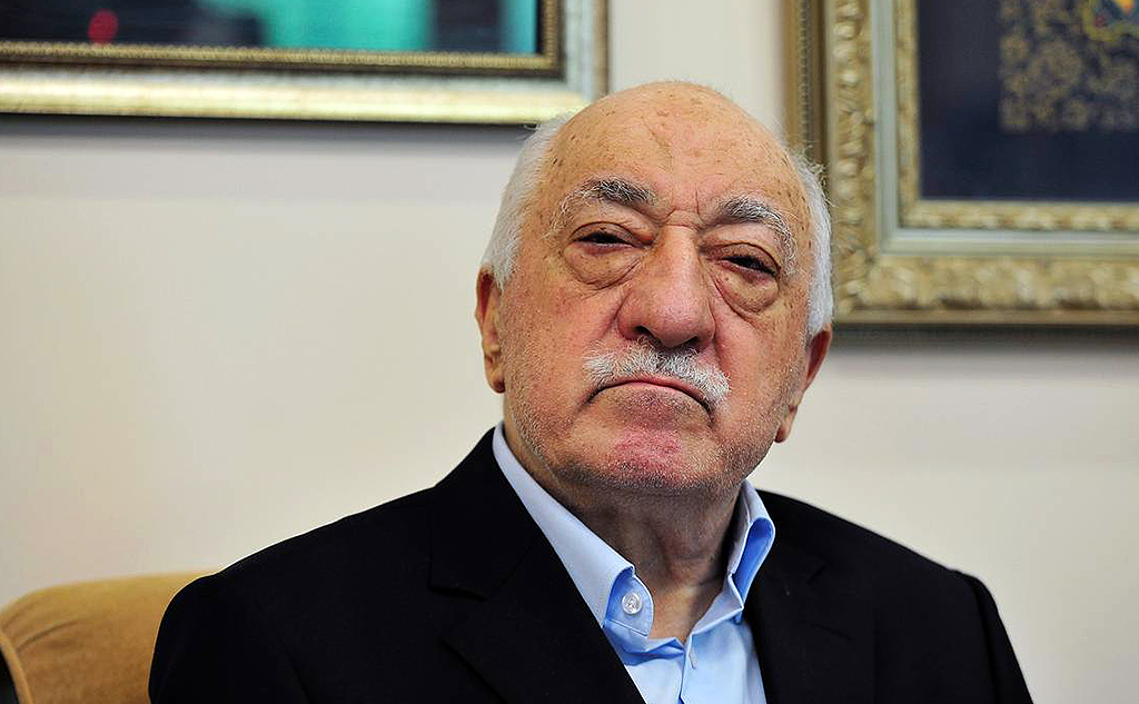 AKP'den FETÖ açıklaması