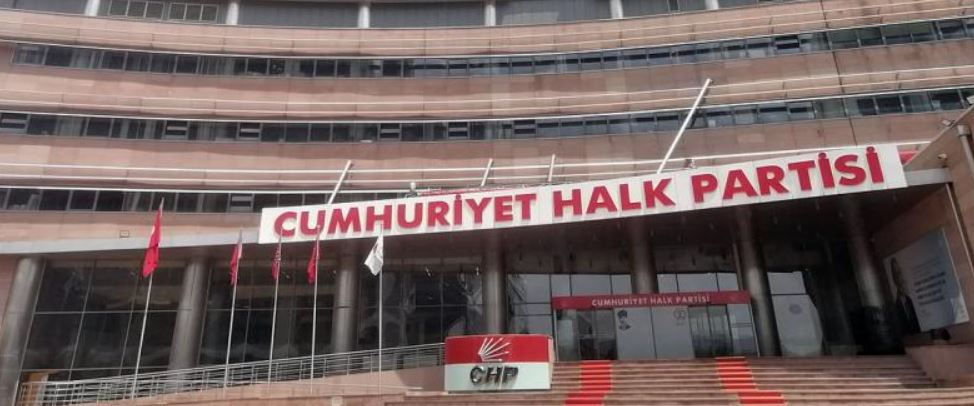 CHP'de 'Kurultay' tartışması