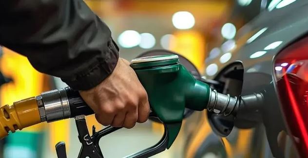 Benzine indirim