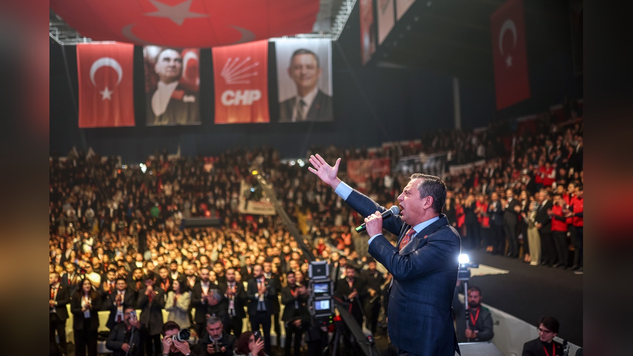 CHP Lideri Özel: “Bu Ülkeyi Yeniden Gençlerin Ülkesi Yapacağız”