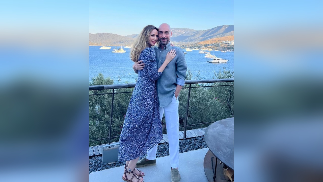 Demet Şener, göz ameliyatı geçirdi
