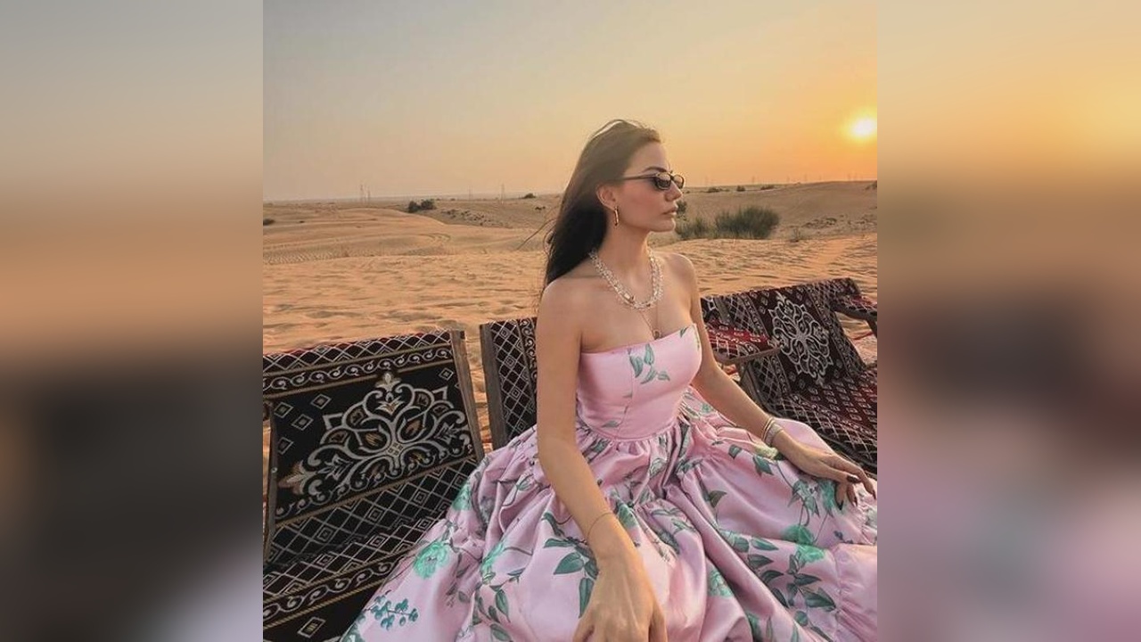 Demet Özdemir'in Çöl Paylaşımı Göz Doldurdu