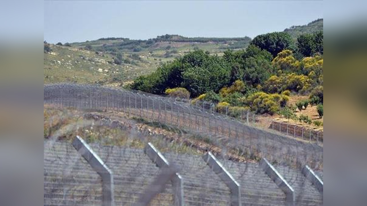 İsrail, Golan Tepeleri'nde Askeri Takviye Yapıyor