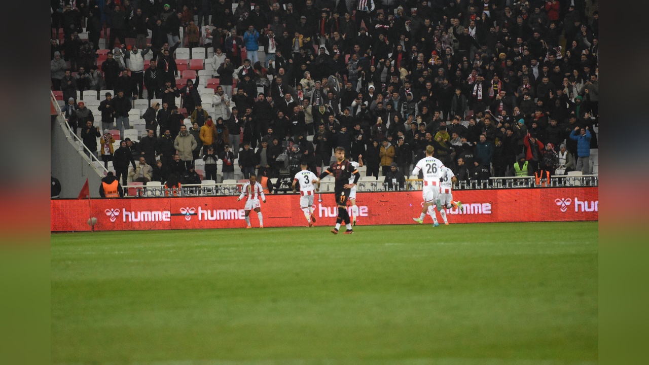 Sivasspor, Galatasaray'ı Zorladı: Maç Sonucu 1-1