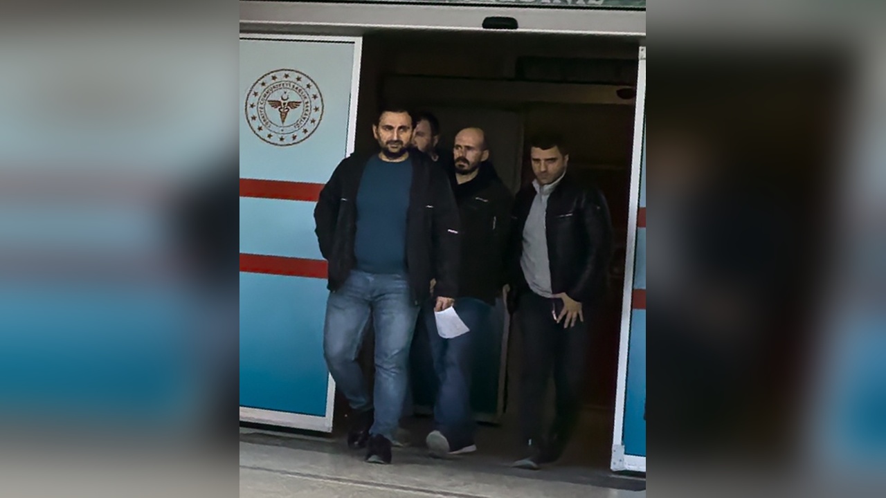 Bursa'da 35 Yıl Hapis Cezası Olan Hükümlü, Evinde Uyurken Ele Geçirildi