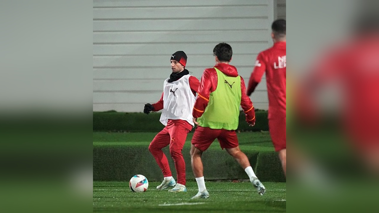 Galatasaray, Trabzonspor karşılaşması için antrenmanlara başladı