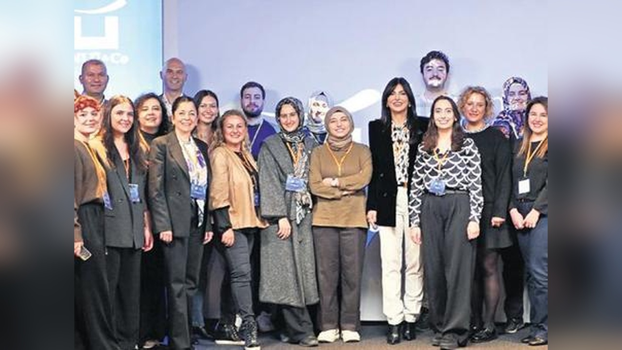 Kadın Teknoloji Girişimcilerine Büyük Destek