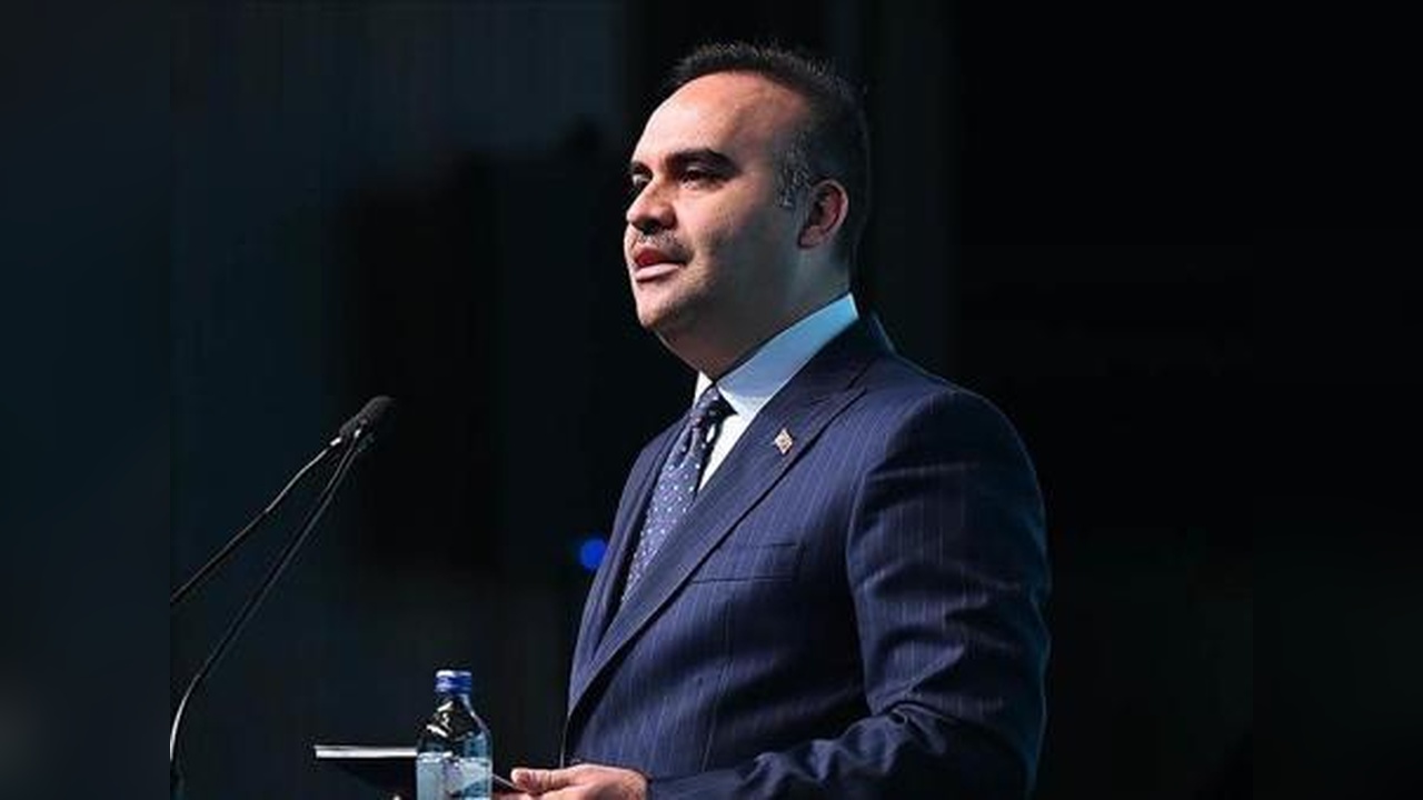 Bakan Kacır: 'Bilim İnsanları ve Gençlerimize 91 Bin Destek'