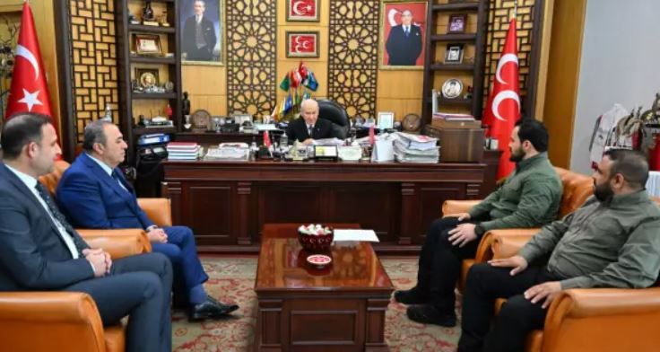 Suriye'deki Türkmen komutanlardan Bahçeli'ye ziyaret