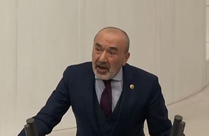 MHP'li Yaşar Yıldırım yurt dışına giden gençlere tepki gösterdi