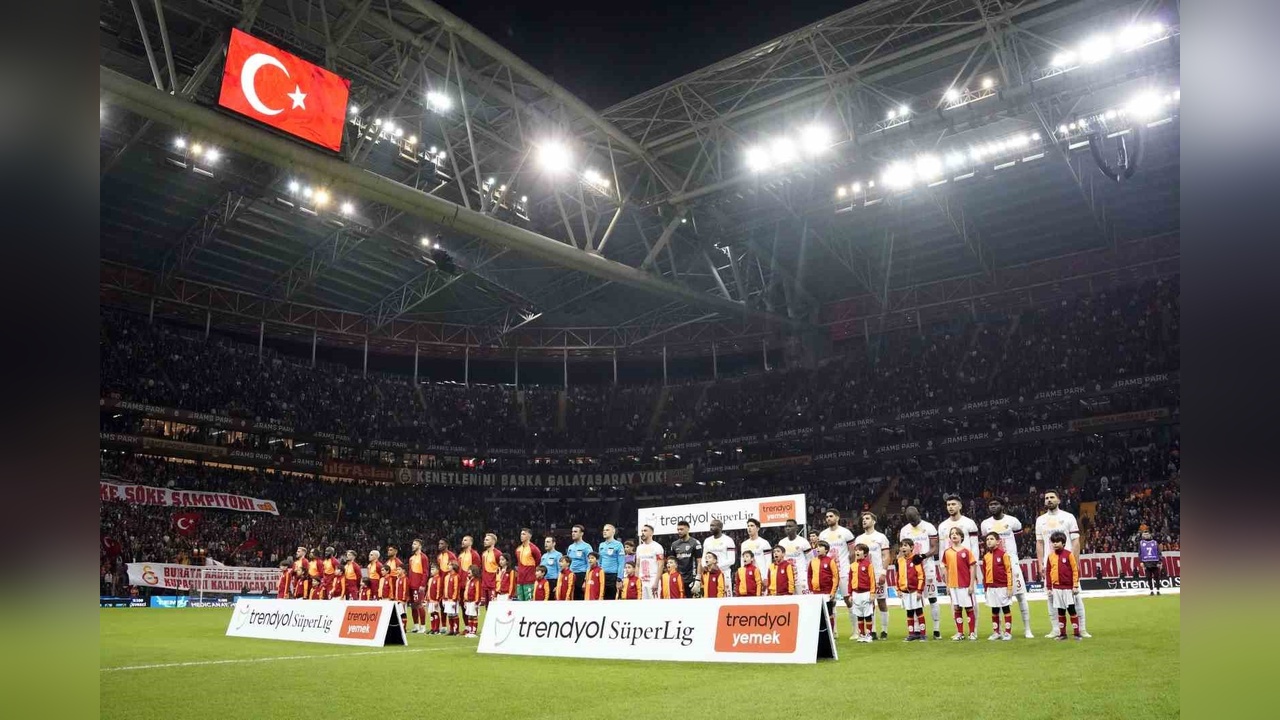 Kayserispor ve Galatasaray, Tarihi Maçta Karşılaşıyor
