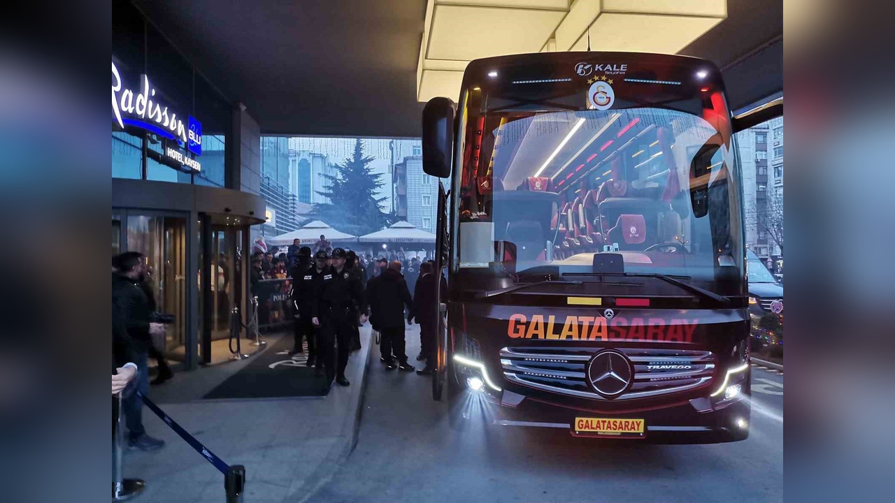 Galatasaray Takımı Kayseri'ye Ulaştı