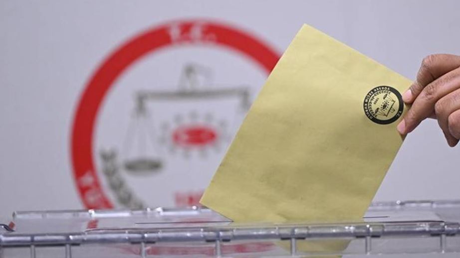 ORC'nin anketi: AKP-CHP arasında fark azaldı