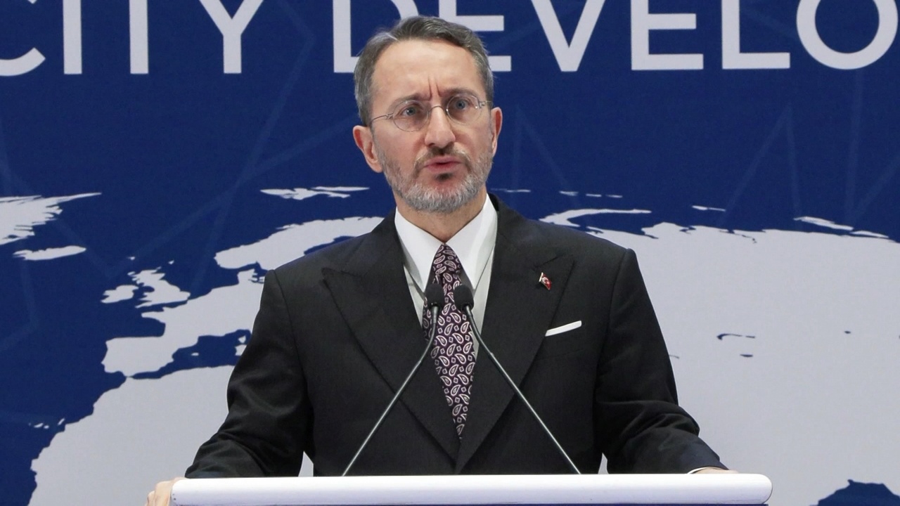Fahrettin Altun: Türkiye, Filistin İçin Cesur Mücadele Veriyor