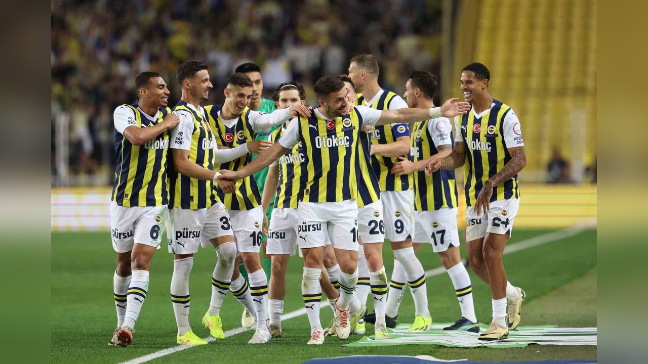 Fenerbahçe'nin 2024 Yılı Performansı Değerlendirildi