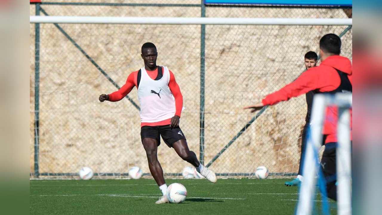 Atakaş Hatayspor, Fenerbahçe Maçına Hazırlıklarını Devam Ettiriyor