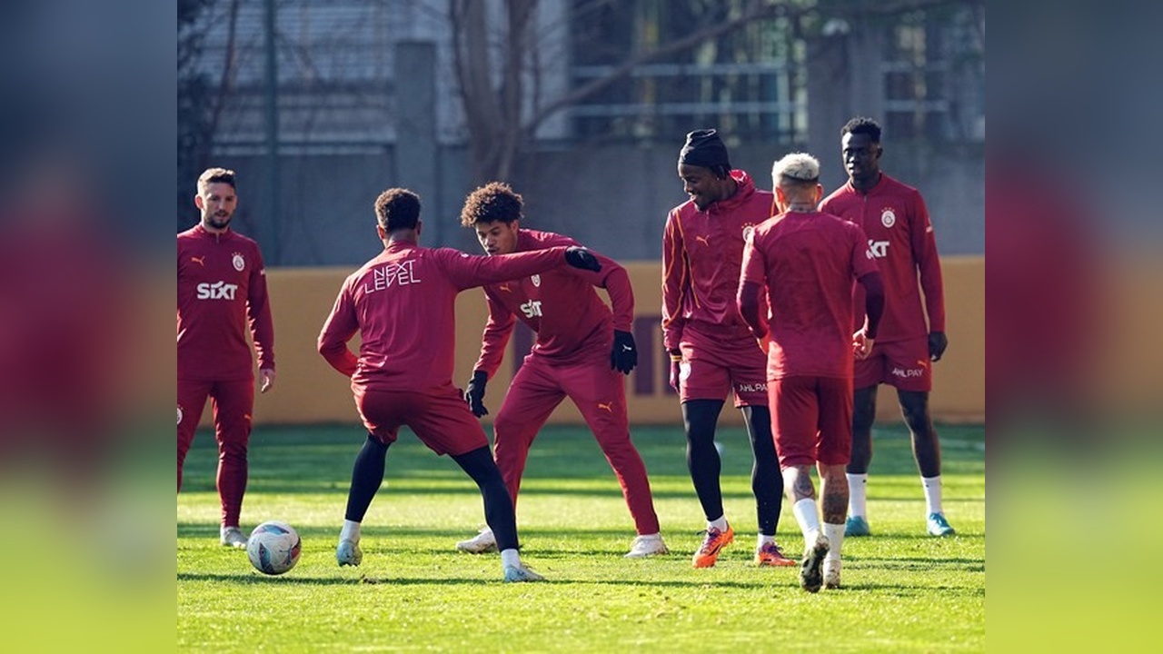 Galatasaray, Göztepe ile Oynayacağı Maç İçin Hazırlıklarını Sürdürüyor