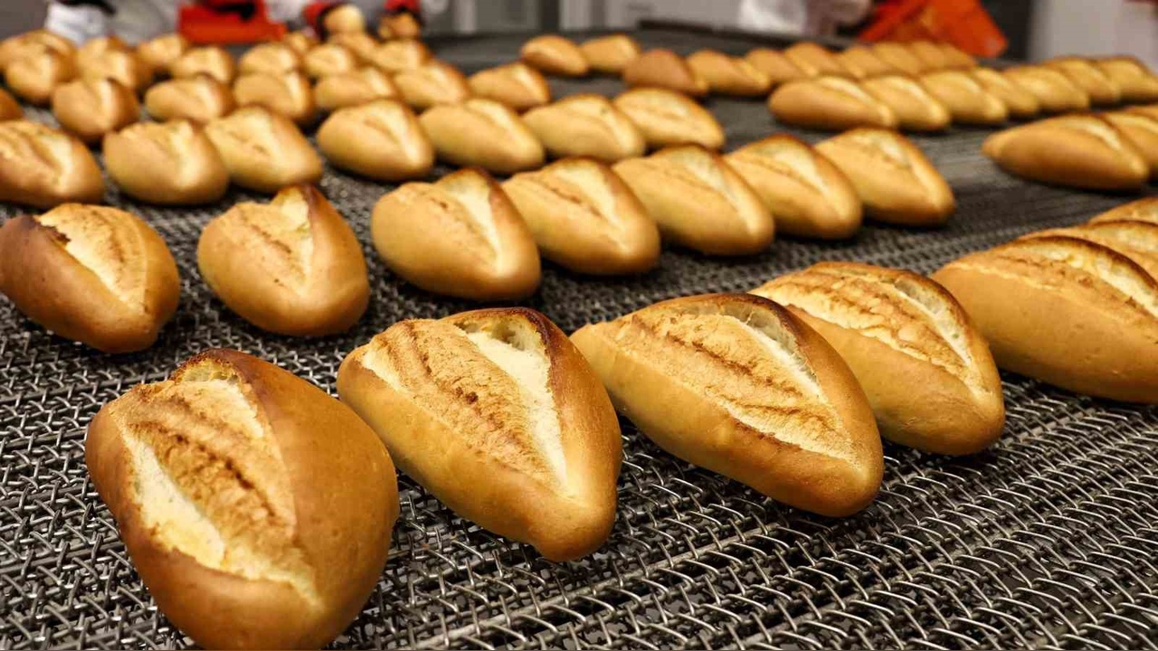 Bursa'da Ekmek Fiyatlarına Yüzde 25 Zam Yapıldı