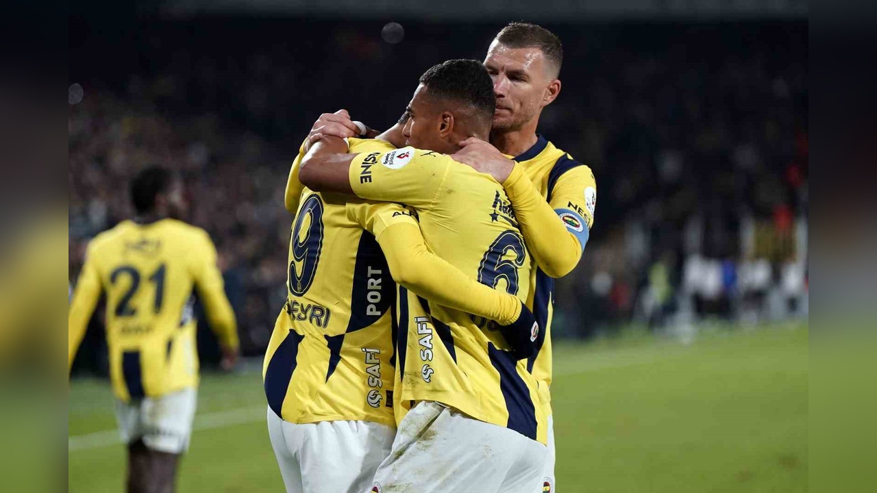Fenerbahçe'nin Galibiyet Serisi 8 Maça Ulaştı