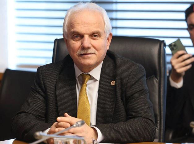 AKP’li vekilin FETÖ dosyası Meclis’te!
