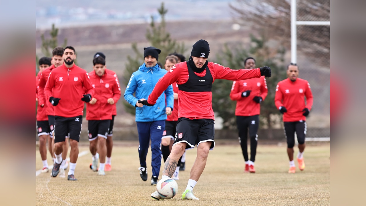 Sivasspor, Trabzonspor Maçına Hazırlıklarını Yoğunlaştırdı