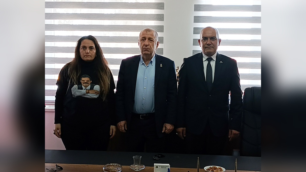 Özdağ, Sinan Ateş Caddesi'nin Açılışında Bulundu