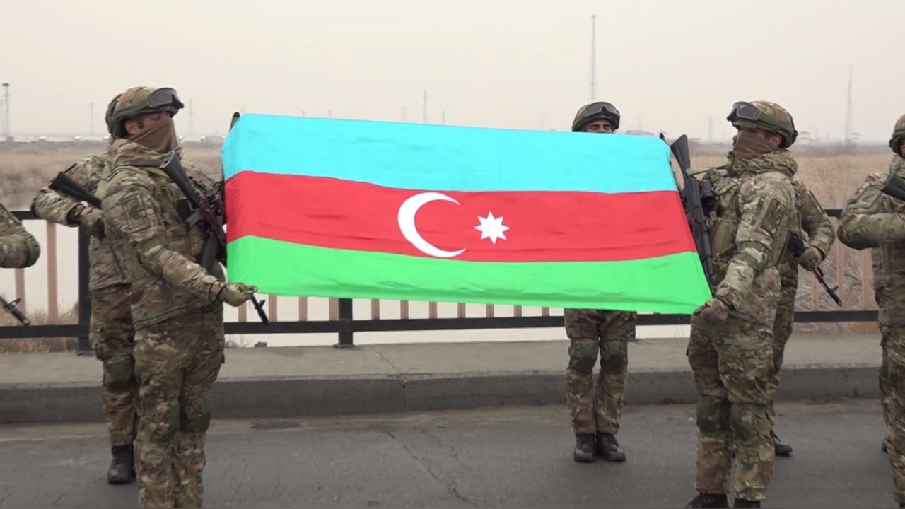 Azerbaycan Askeri Personeli Kış Tatbikatı İçin Iğdır'da