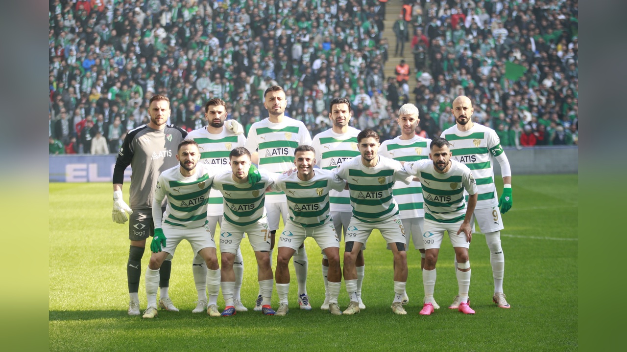 Bursaspor Taraftarından Anlamlı Koreografi: Filistin Bayrağı